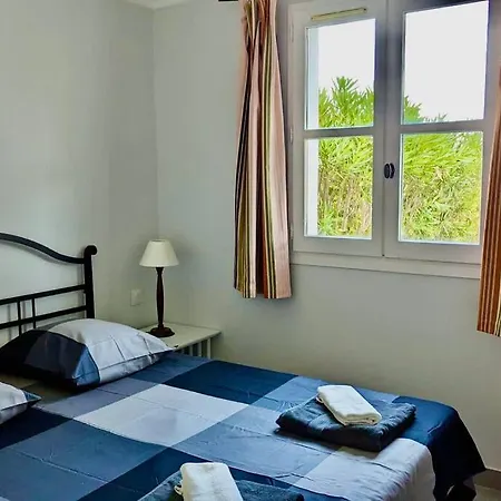 Les Restanques 3 3020 *