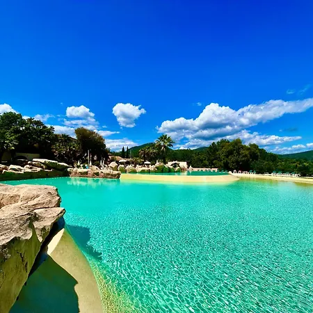 Les Restanques 3 3020 * グリモー