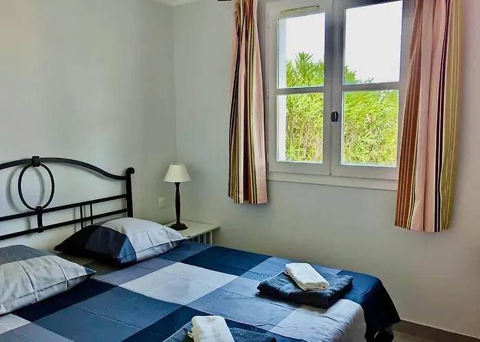 Les Restanques 3 3020 *